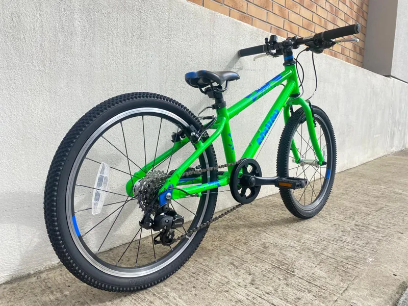 Squish 20 Inch Green Refurbish-2