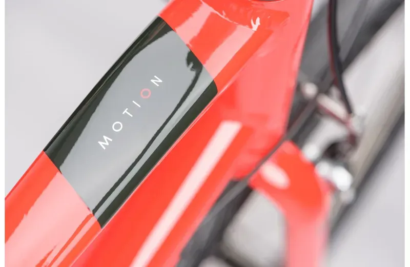 Ridgeback Motion - XL - Red-7