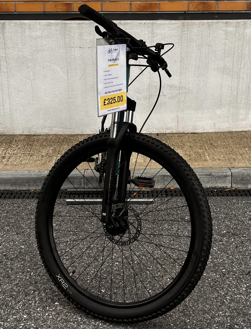 Refurbished TREK Marlin 5 - Teal-2