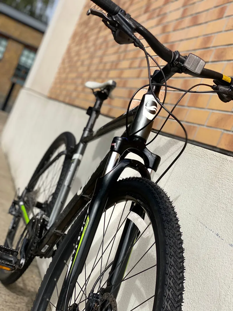 Giant Roam 2 Medium Refurbished-4