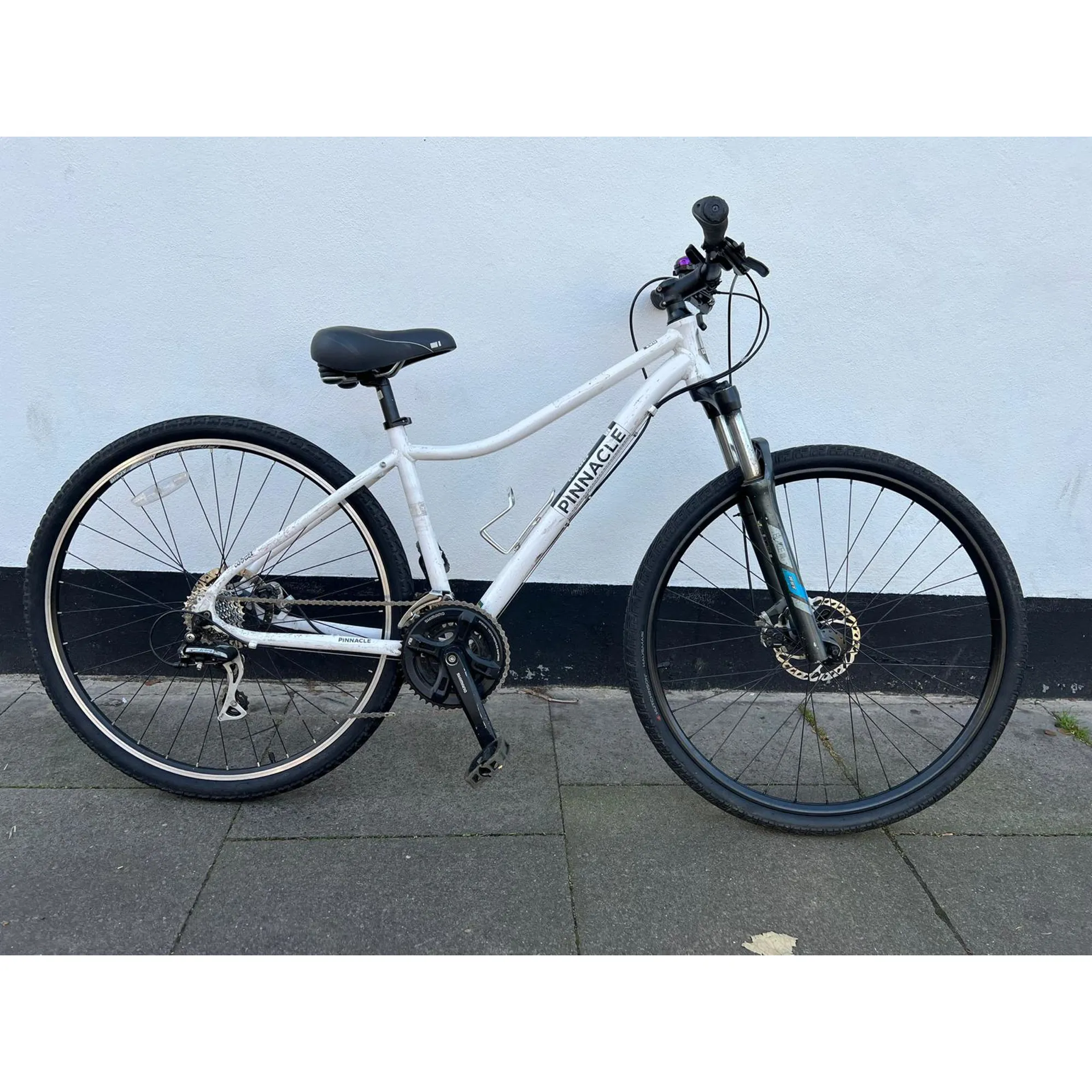 Pinnacle Cobalt 17 Refurbished Versatile Hybrid Bike